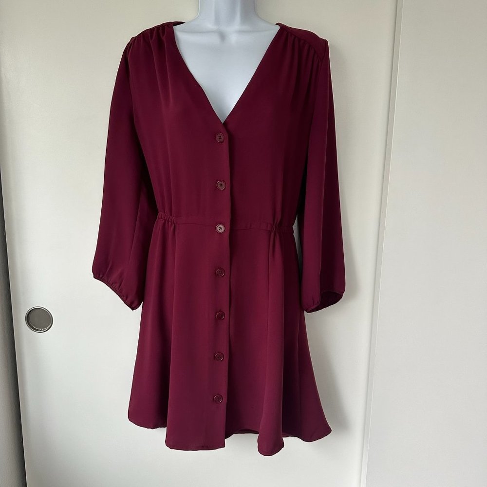 Aritzia Babaton v-neck button down dress - Maroon - M